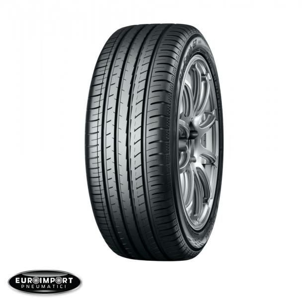 Yokohama AE51  215/55 R17 94 V   LEXUS